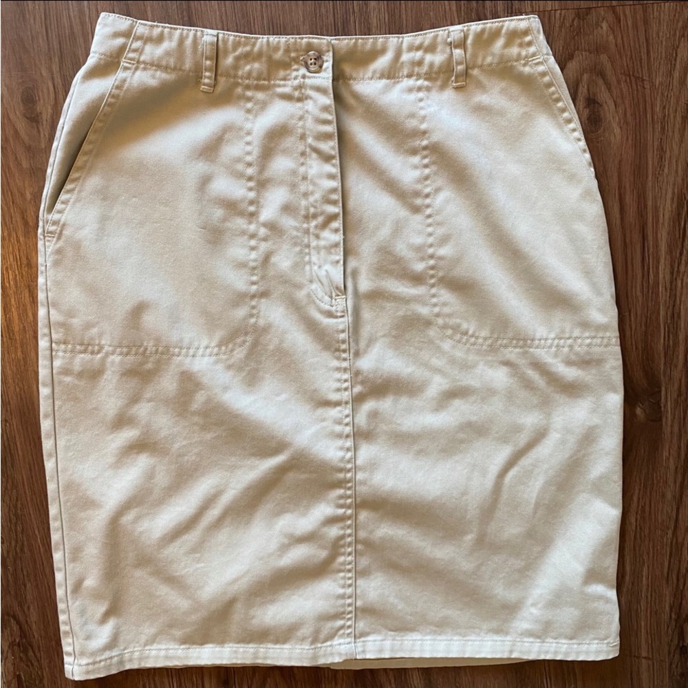 Classic Women's Knee-Length Skirt
